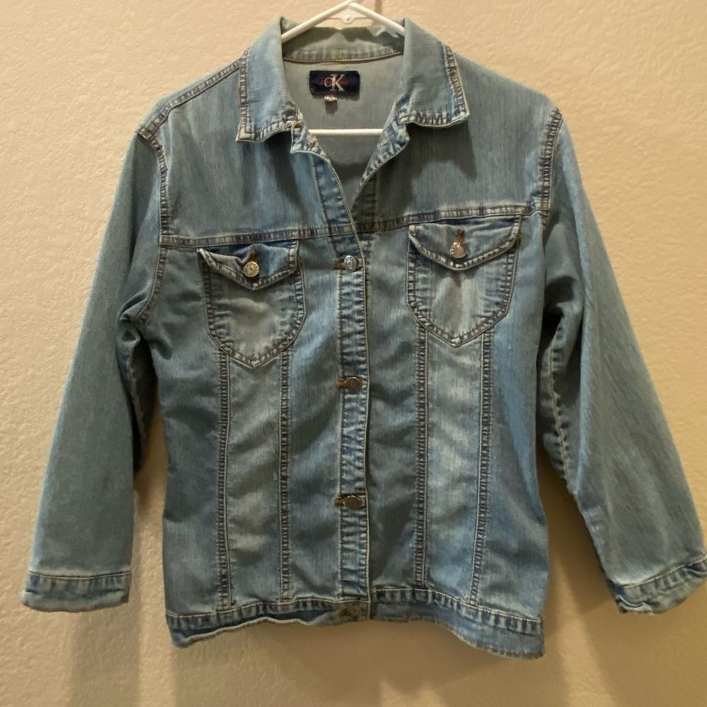 Calvin Klein Youth L Distressed Denim Jacket